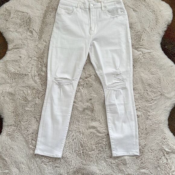 Good American Good Waist Crop Distressed Jeans White Size 12/31 - Picture 2 of 8